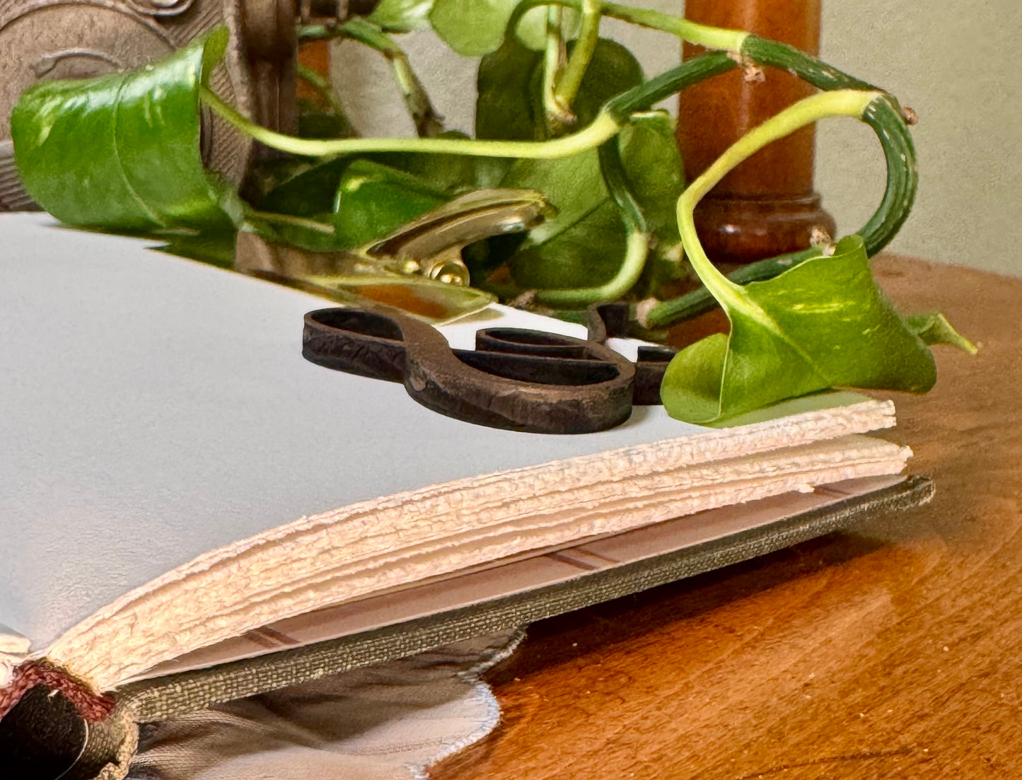 ‘Manual to Readings in Contemporary Literature’ Mixed Media Journal