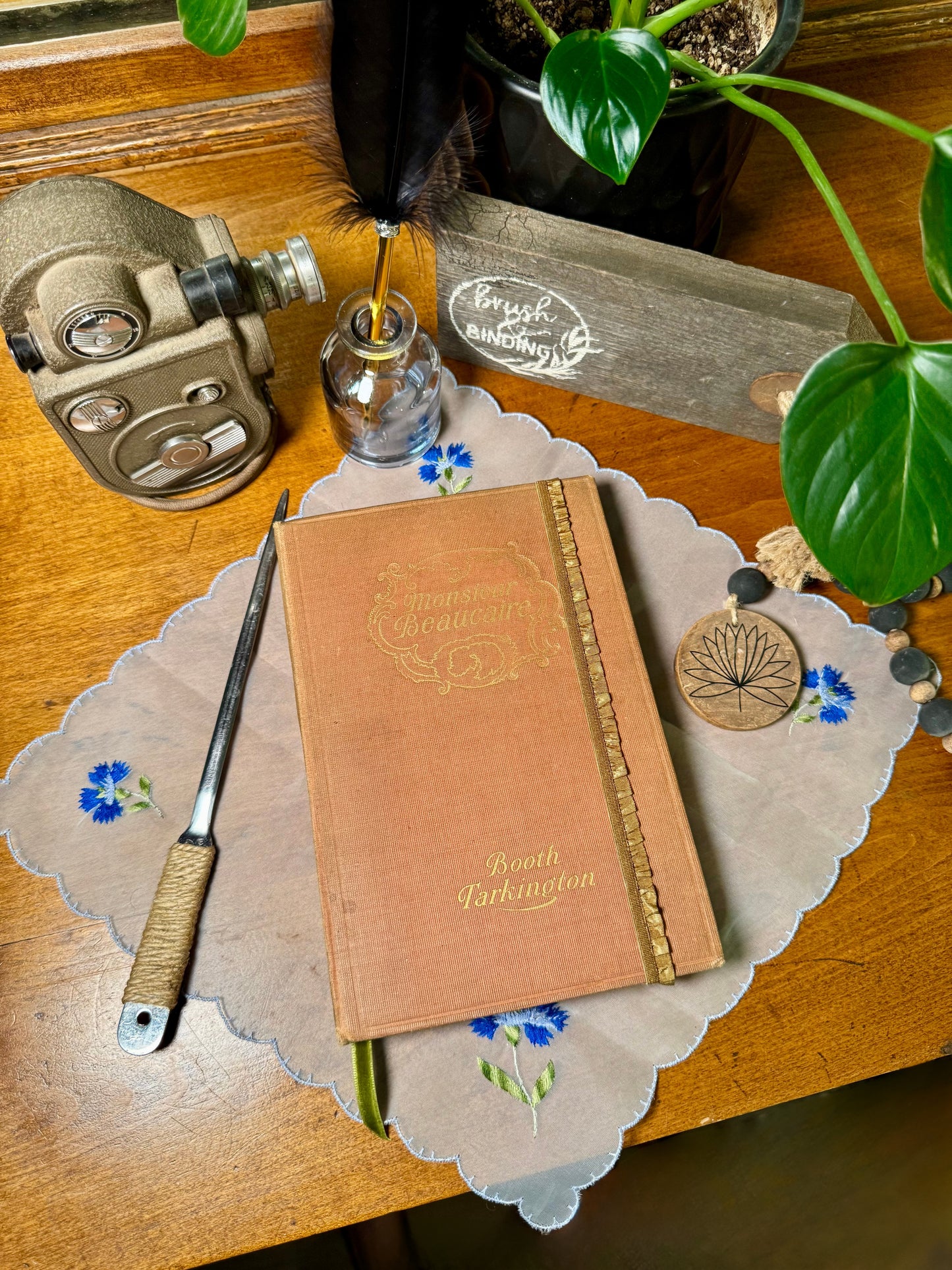'Monsieur Beaucaire' Sketchbook Journal