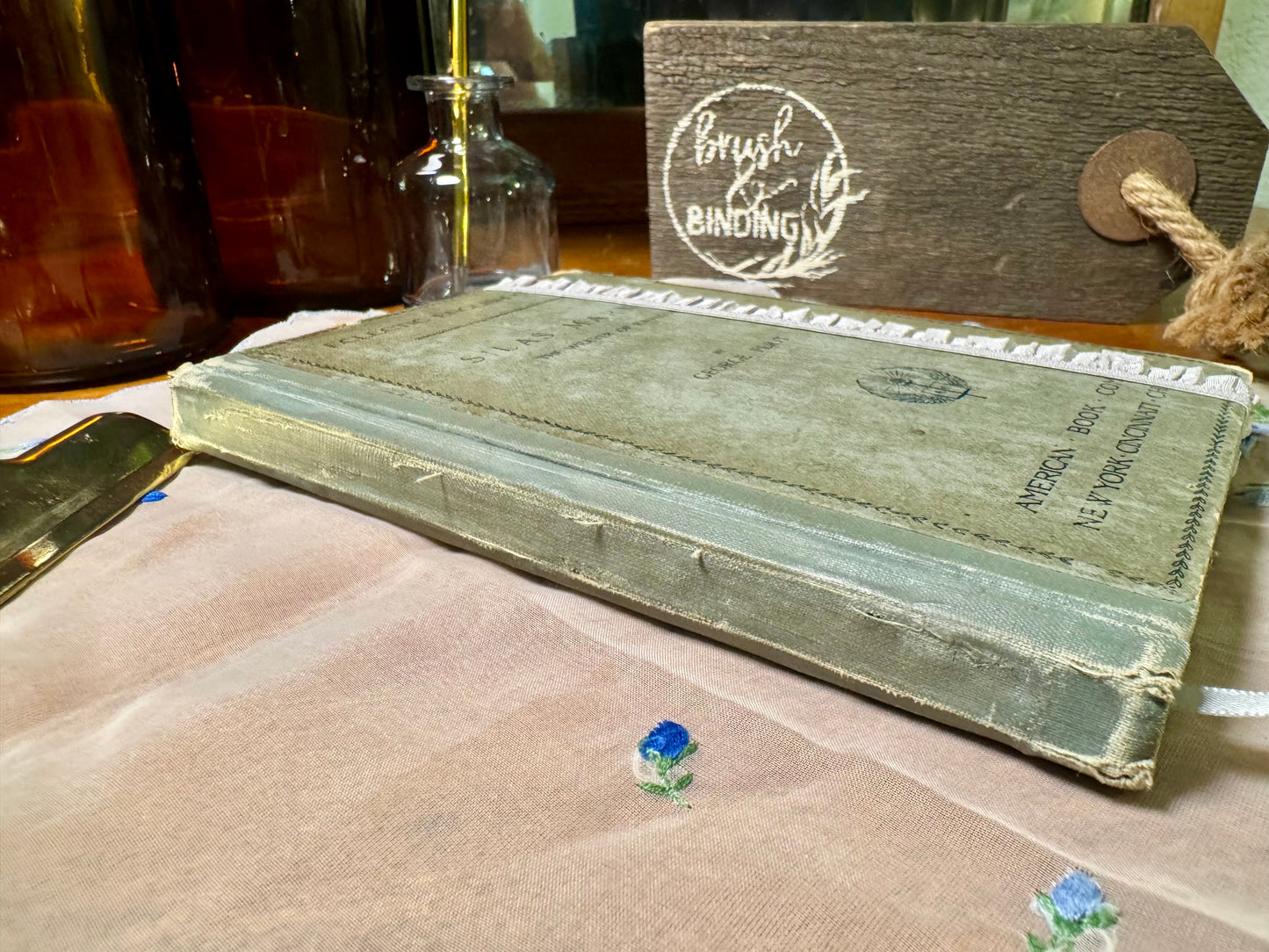'Silas Marner: The Weaver of Raveloe' Sketchbook Journal