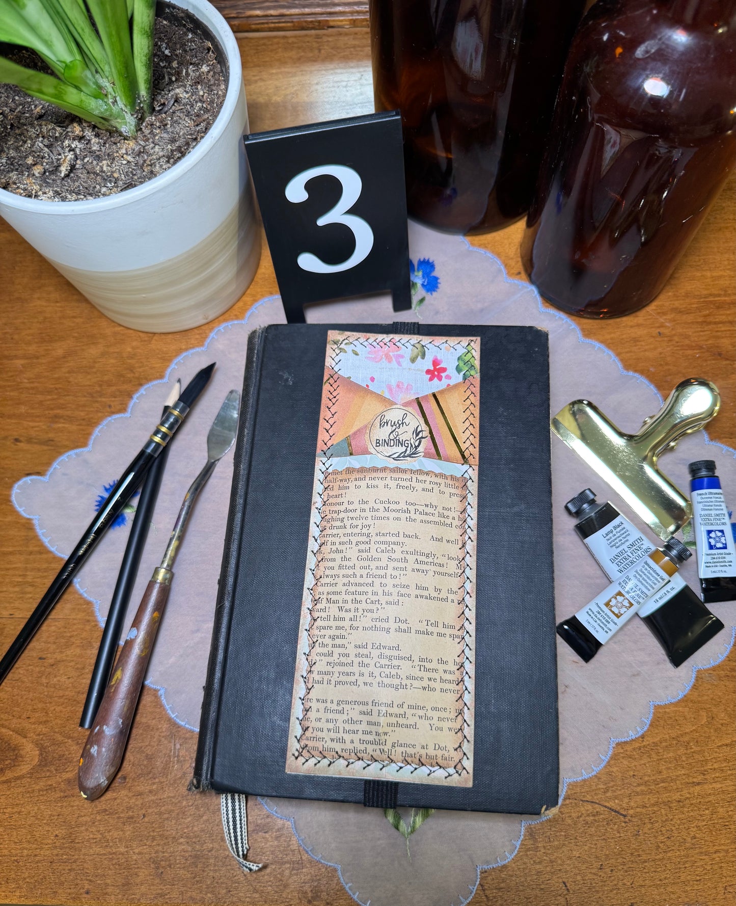 The Tiny Toolbelt – Brush & Pencil Pocket